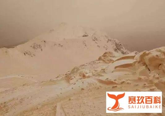 雪山?沙漠?欧洲多国降罕见“橙雪”,火星既视感!
