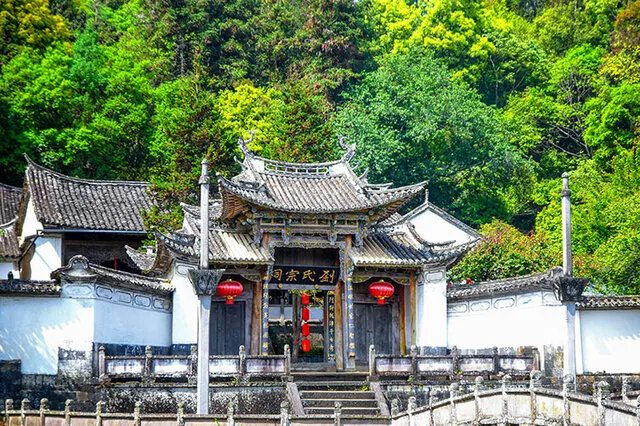 中国十大春节旅游目的地 春节旅游去哪里好 国内春节最适合去旅游的十大城市