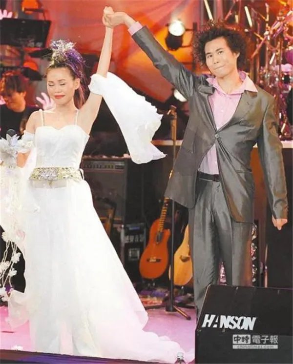 陈国华老婆ivy近照 和歌后彭佳慧为何离婚
