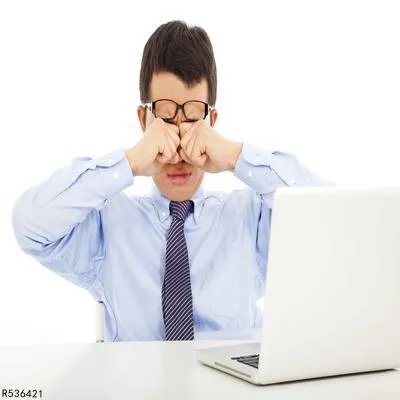 眼睛畏光是怎么回事 缺乏叶黄素才会让眼睛怕光
