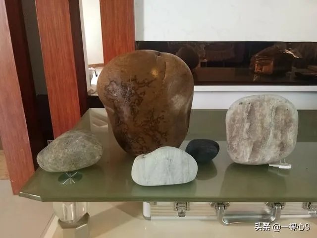 怎样挑选新疆和田玉把件?