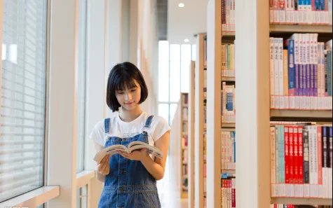 如何看待“学得好不如嫁得好”这个观点？