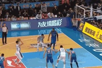 狂砍67分，赛季场均得分49分，北控队小外援杰克逊是什么来头？