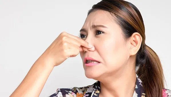 鼻子有点歪怎么办