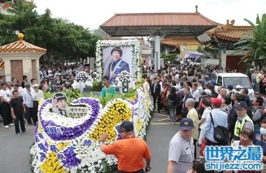 猪哥亮病逝癌症晚期，猪哥亮死亡现场葬礼图片 