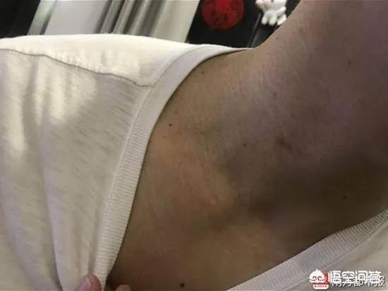 你如何看待深圳男子违规闯妇科被打，港大医院打人医生被拘3日这件事？