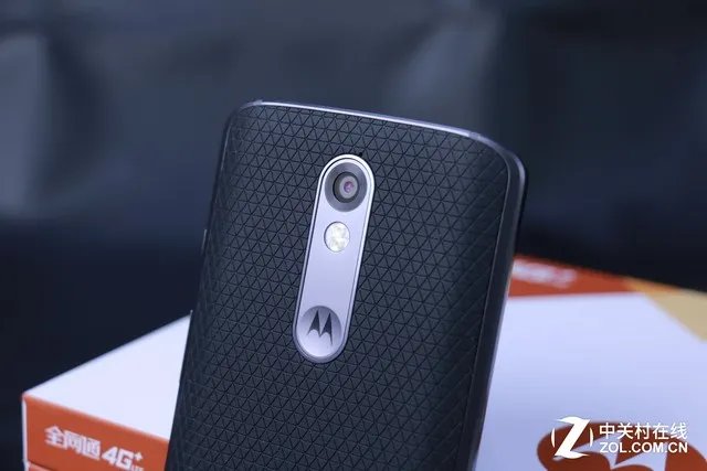 摔不碎的年末旗舰:Moto X 极全面评测
