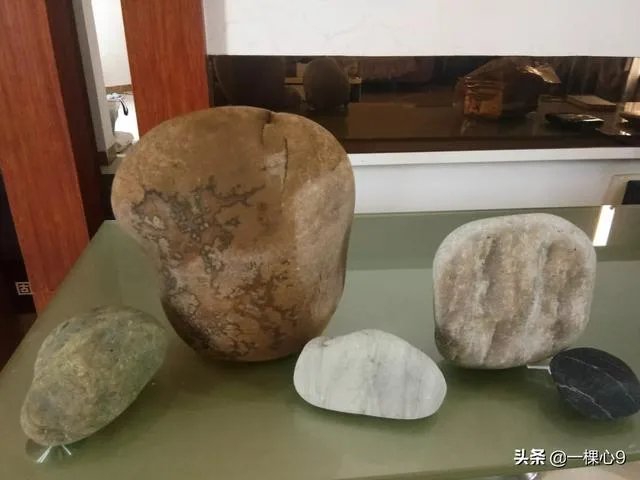 怎样挑选新疆和田玉把件?