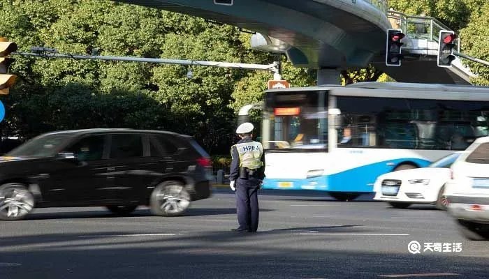交警电话是多少