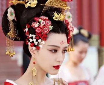称帝后武则天的国号是什么？为何取为周