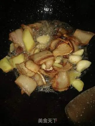 干锅茶树菇