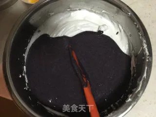 煤球蛋糕