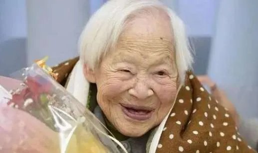 日本最长寿者去世 盘点吉尼斯中那些世界最长寿的人