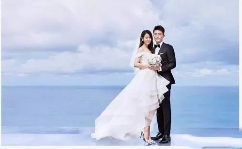 余文乐结婚了，作为粉丝你们怎么想？