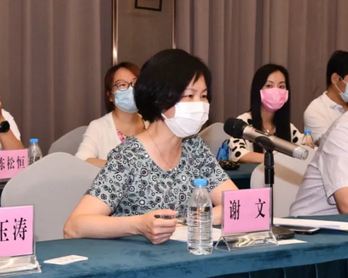 “白衣外交官”回家了!中山一院援塞尔维亚抗疫医疗专家顺利返院