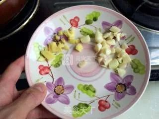 菠菜炒鸡蛋