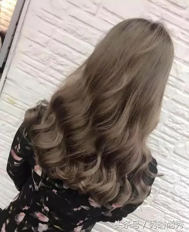什么样的长卷发好看？