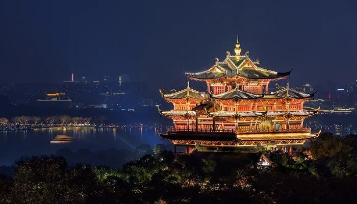 南屏晚钟的南屏在哪里 南屏晚钟的南屏在什么地方