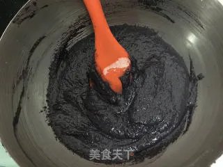 煤球蛋糕