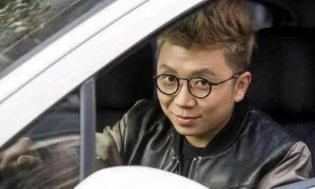 人民的名义演员醉驾冲卡阚犇犇为什么会醉驾冲卡