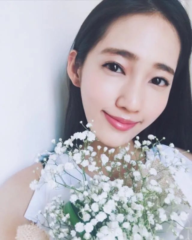 余文乐结婚了，作为粉丝你们怎么想？