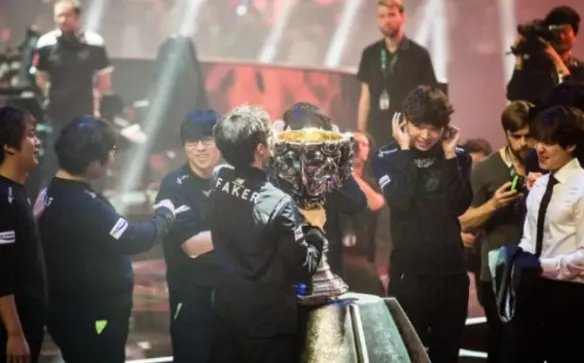 《lol》2023官方历史十大最强战队排名