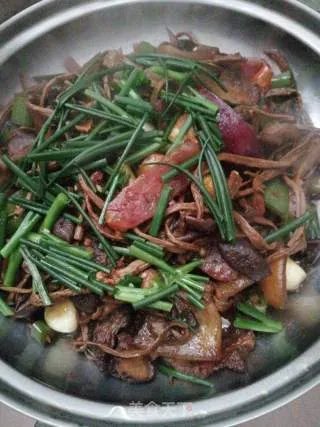 干锅茶树菇