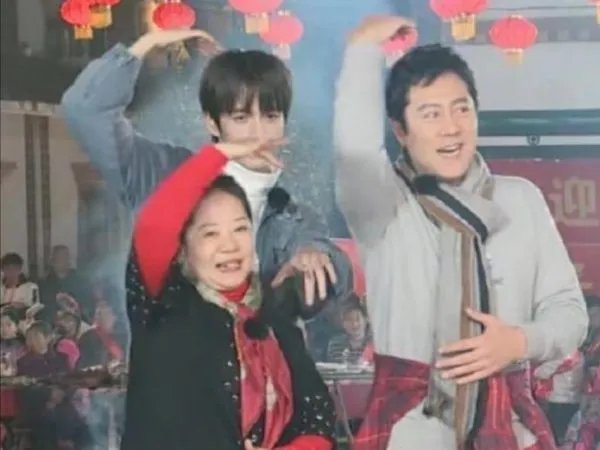 GAI说杨迪妈妈的rap让人着迷,为什么这么说?