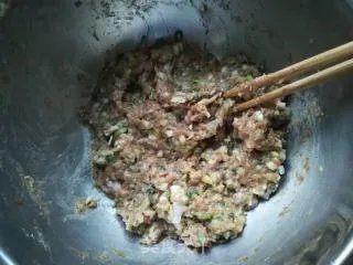 鲜肉蒸包