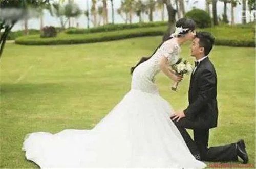王二妮老公李飞简历