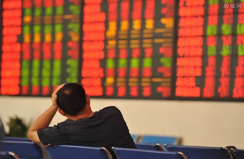 700亿纾困资金到位 选择纾困对象的标准是什么？