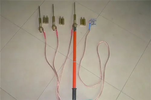 地线为什么会带电