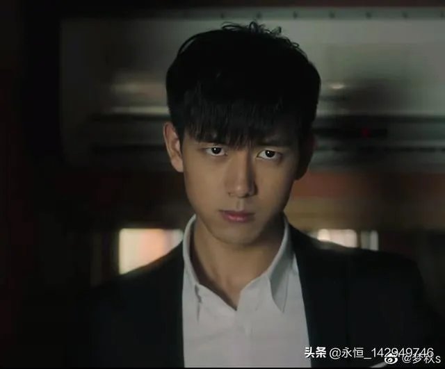 有多少人为了李现开微博?