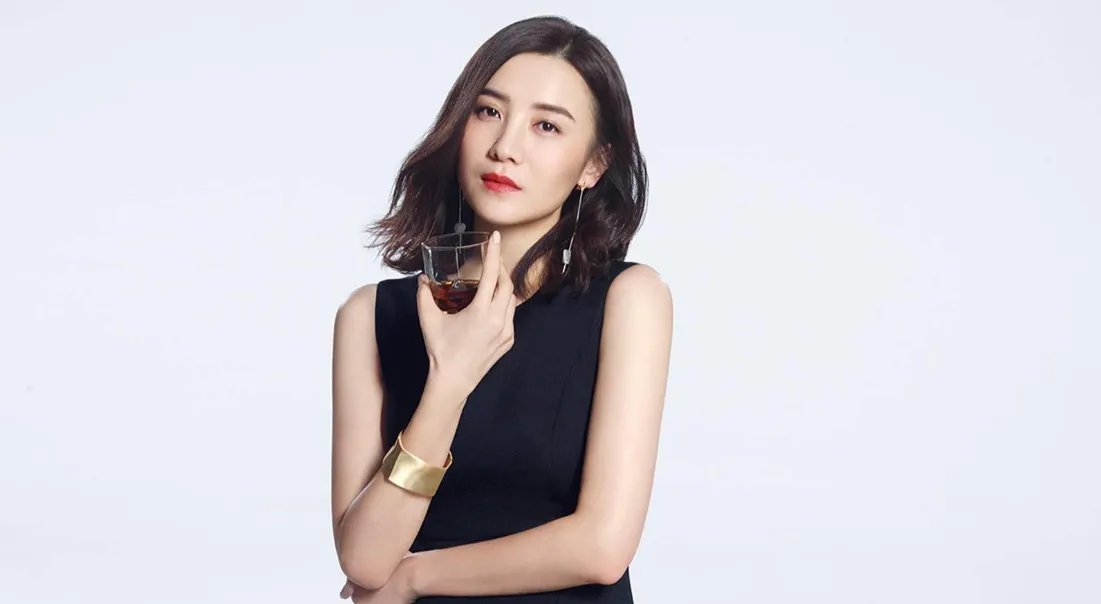 宋佳曾被曝插足别人婚姻背骂名,后靠作品翻身至今为什么不婚?