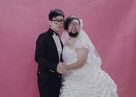 同样是东北籍主持人出道,为啥大兵没大鹏火?