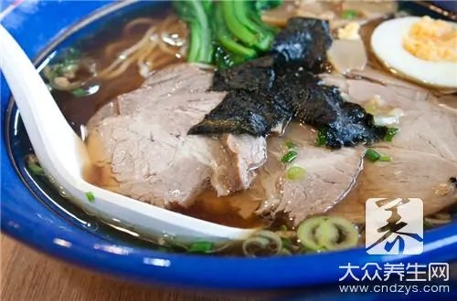 药材炖鸡的做法大全