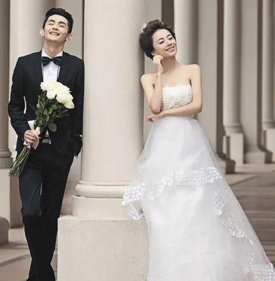 刘萌萌的老公是谁? 结婚照曝光揭其男友康恩赫个人资料