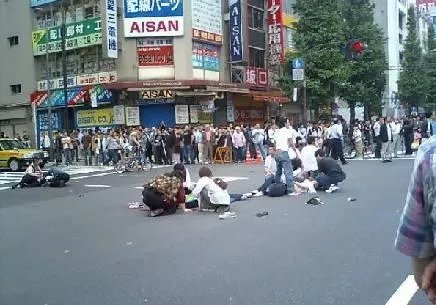 日本出现多例“路倒”，你怎么看？
