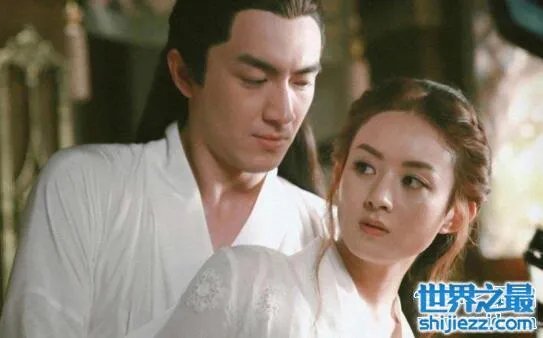 诸葛玥楚乔怀孕那段原文,楚乔为诸葛玥生下两儿一女