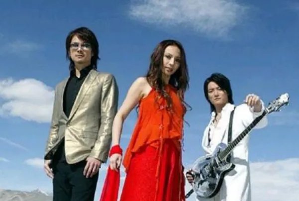 飞儿乐团F.I.R经典歌曲top10:《月牙湾》上榜,第二好听到怀孕
