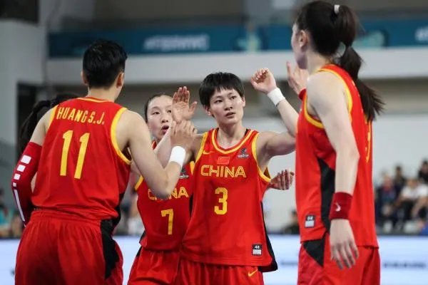 中国女篮对新西兰女篮