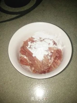 榨菜肉丝汤