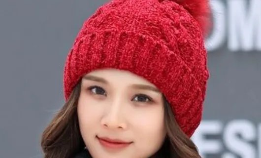 方脸适合什么帽子?