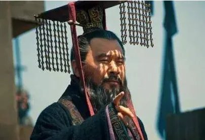 曹操不惜南下发起战争的真相是什么?真的是为了二乔吗