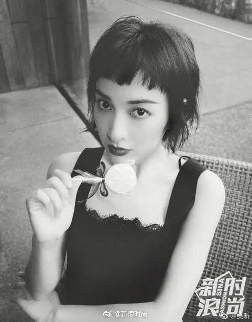 吴昕微博晒自拍并附文“拍出全智贤的感觉了吗”,你怎么看?