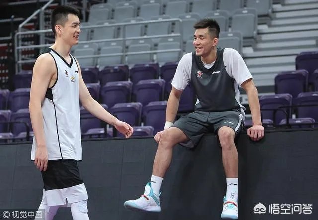 郭艾伦昨晚在对阵福建时拿到46分,打出了NBA级别的水准!他会不会进军NBA呢?