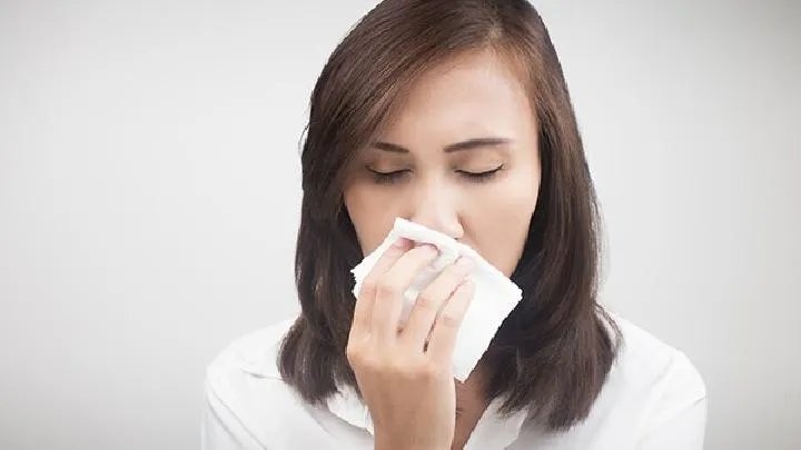 儿童过敏性鼻炎的症状有哪些？