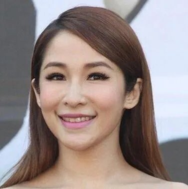 萧亚轩最新发型:盘点百变时尚的萧亚轩发型