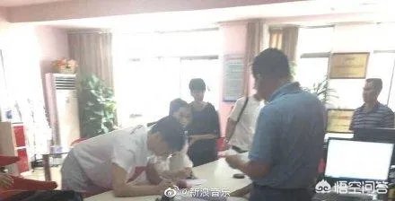 杨丞琳承认和李荣浩领证结婚,为什么这一对恋情公开的这么大方痛快?
