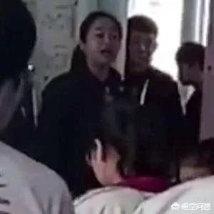 如何看待黑龙江女副校长和学生对骂这件事?